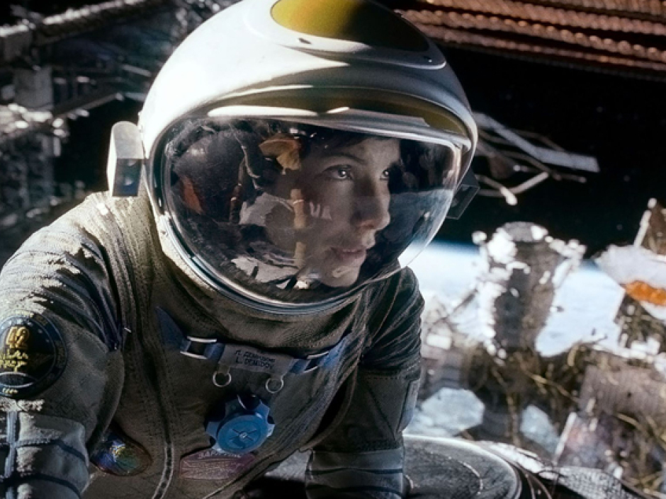 (2013) Gravity